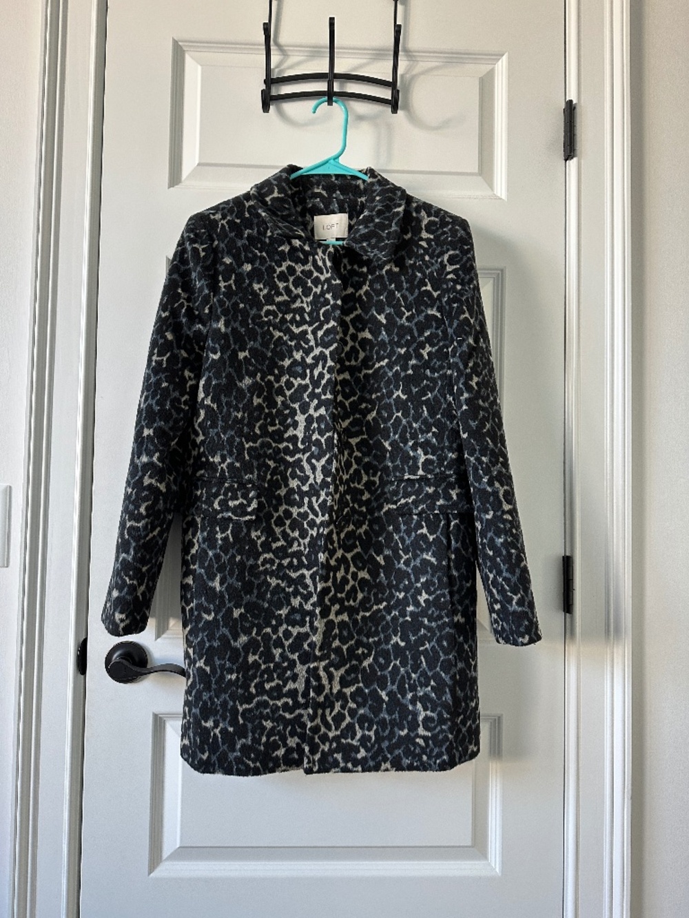Loft Coat in Cheetah Print Medium